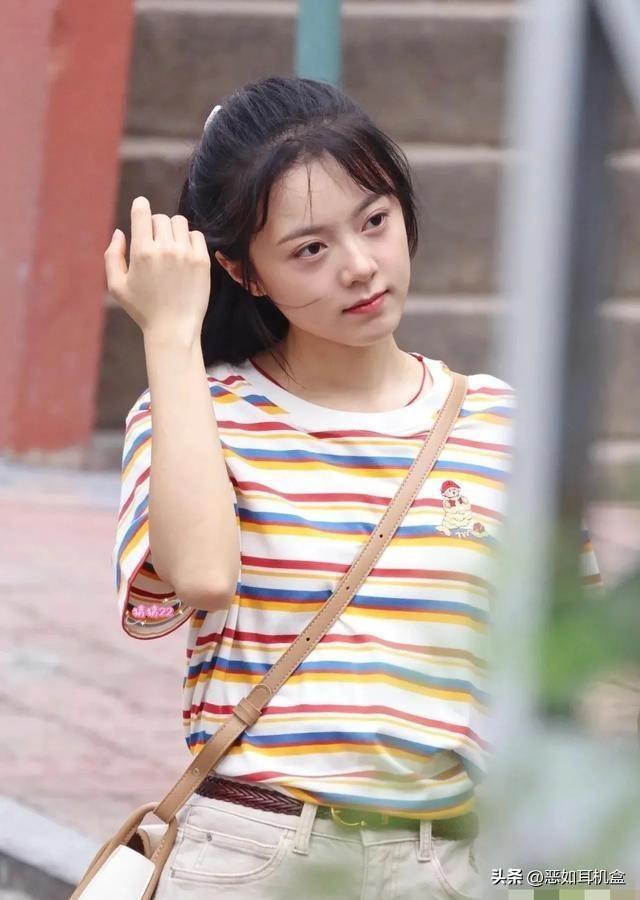 青春的旋律，张凌赫与赵今麦在青春的轨迹中的璀璨绽放