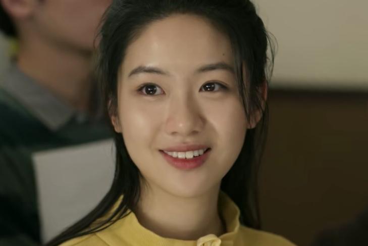 青春启航，赵今麦的演艺开端