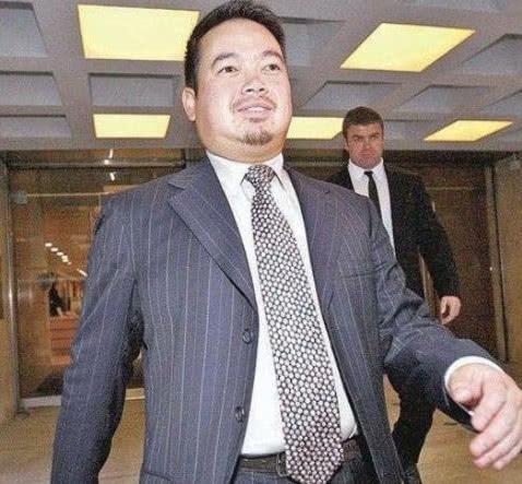 澳门六爷分析师，揭秘背后的神秘人物与传奇故事澳门六叔可靠吗?